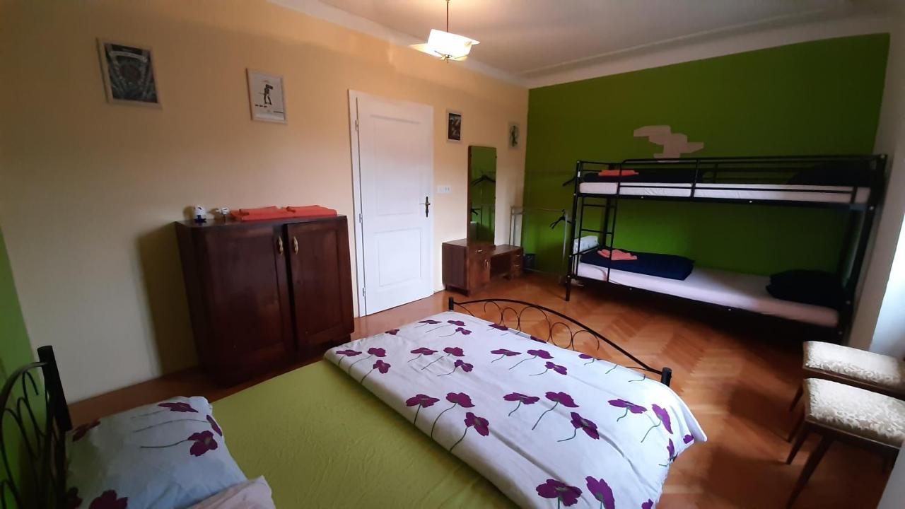 Residence Muzica Bed And Breakfast Комен Екстер'єр фото